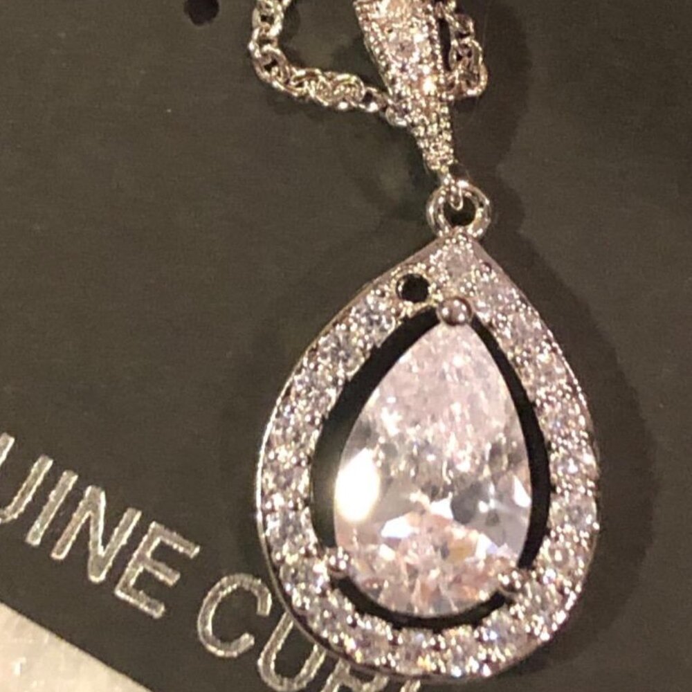 Mariell Teardrop Celebration Crystal Bridal Necklace - Picture 2 of 4